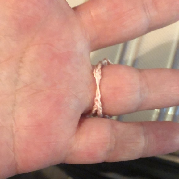 🏵Handmade crocheted pink ring with pearl (approximately size 8) - Picture 2 of 3